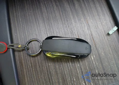 2016 Tesla Model X 60D/70D/75D/90D из США, поврежденный, VIN 5YJXCAE29GF003478